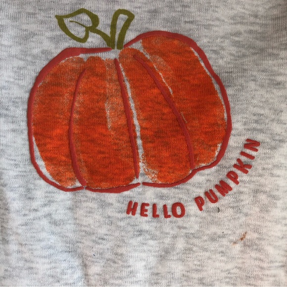 NWT Carter’s Just one You Long sleeve Romper With snap Button Closure 2 pieces - Picture 4 of 8